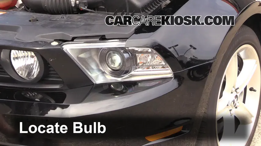 2012 Ford Mustang GT 5.0L V8 Coupe Lights Turn Signal - Front (replace bulb)